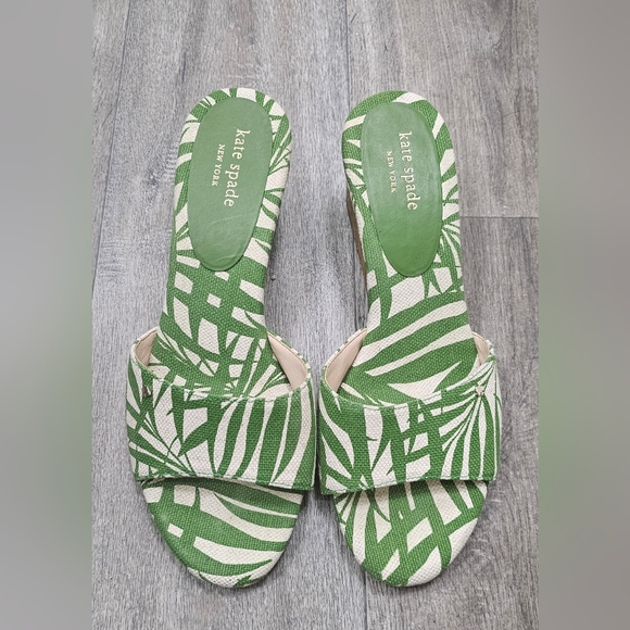 Kate Spade Meena Green Leaf Print Women's Wedge Sandal- Size 9 - Picture 1 of 7